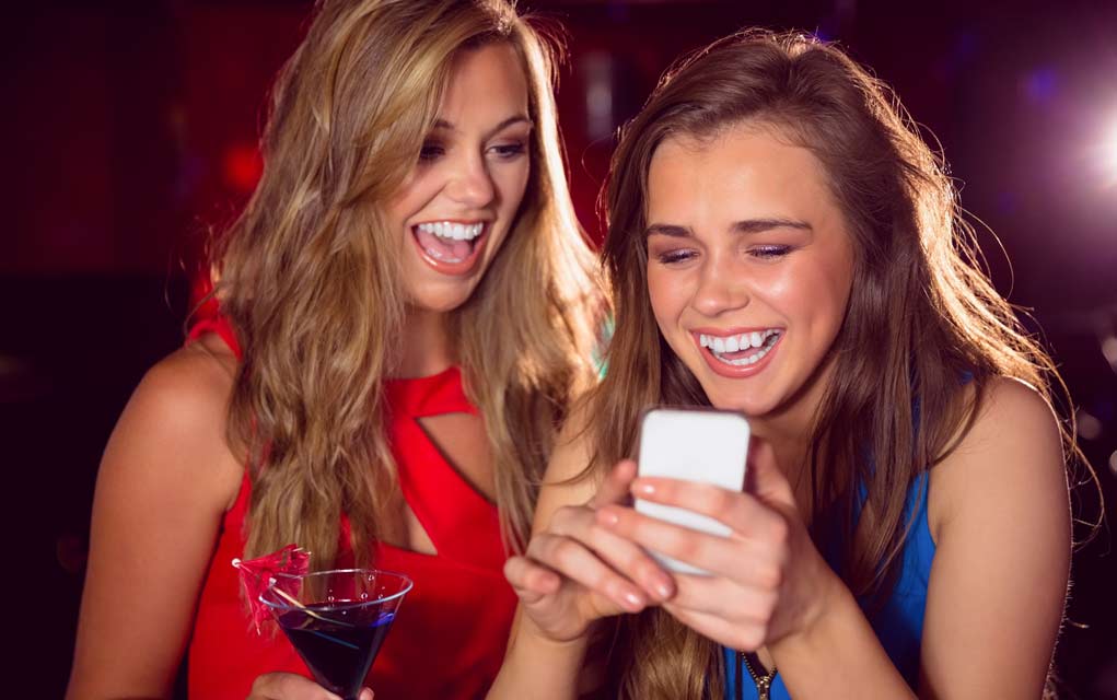 Why Drunk-Texting is Never a Good Idea… Why Drunk-Texting is Never a Good Idea…