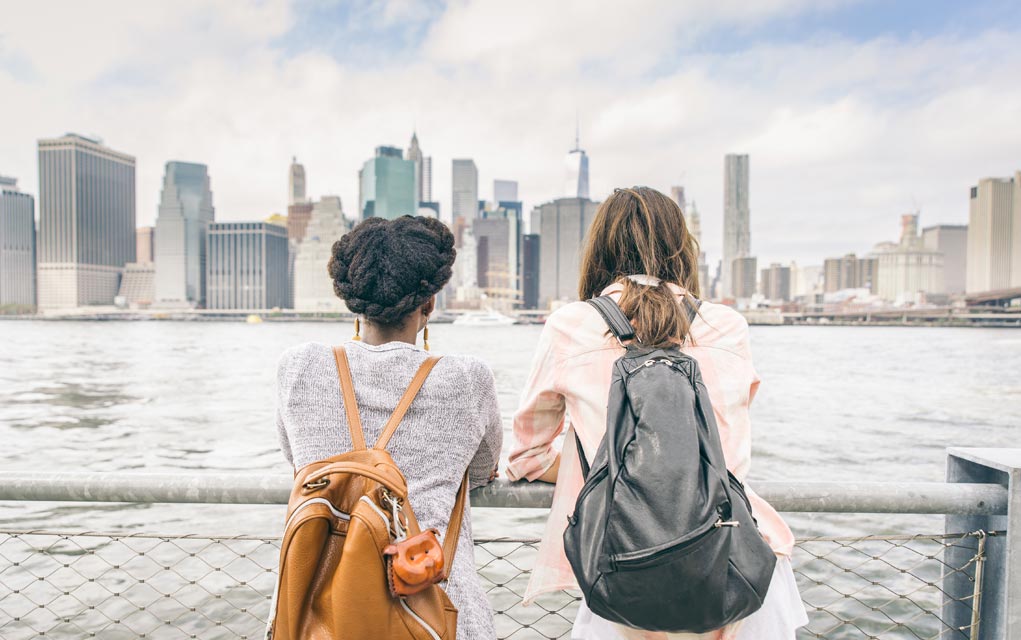 5-Signs-Youre-Hanging-Out-With-The-Wrong-People 5 Signs You’re Hanging Out With The Wrong People...